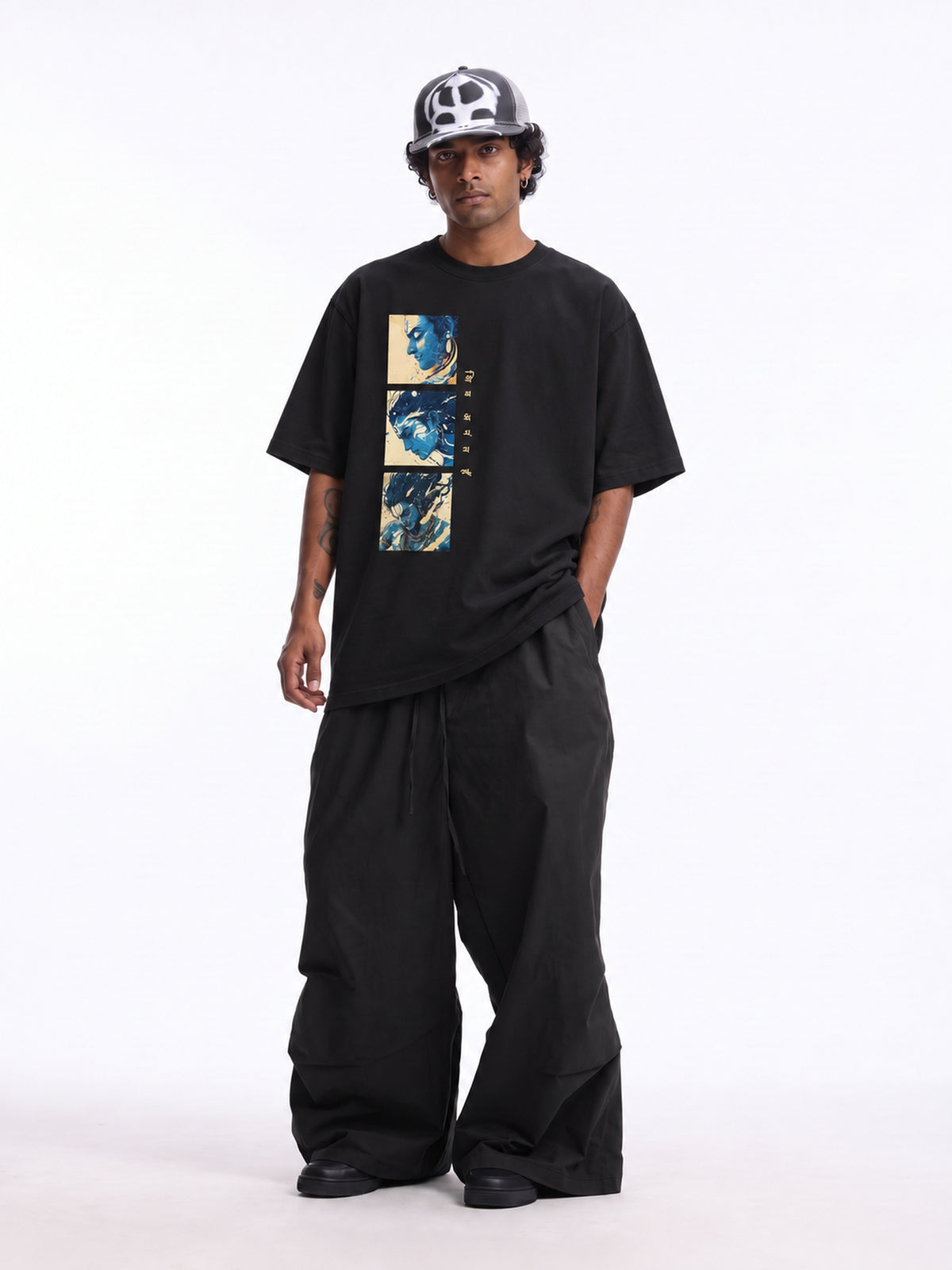 Shiv Oversized T-shirt
